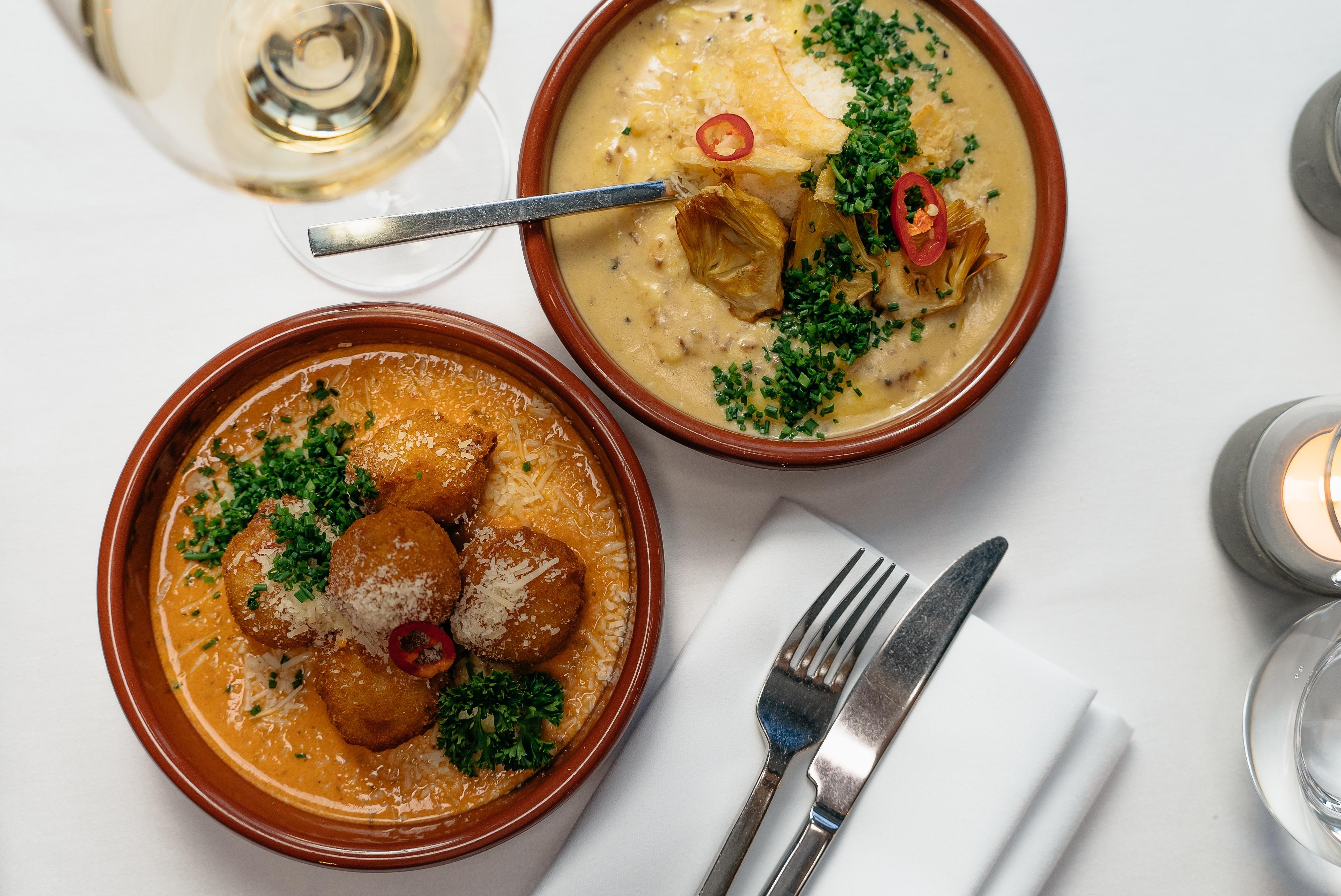 Precise Resort Бад-Заров Экстерьер фото Two tapas dishes
